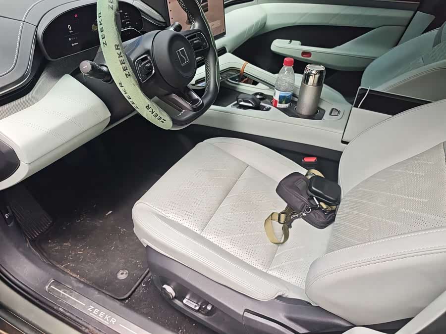 Zeekr 001 2024 #5 Zeekr 001 2024 immagine di auto #5