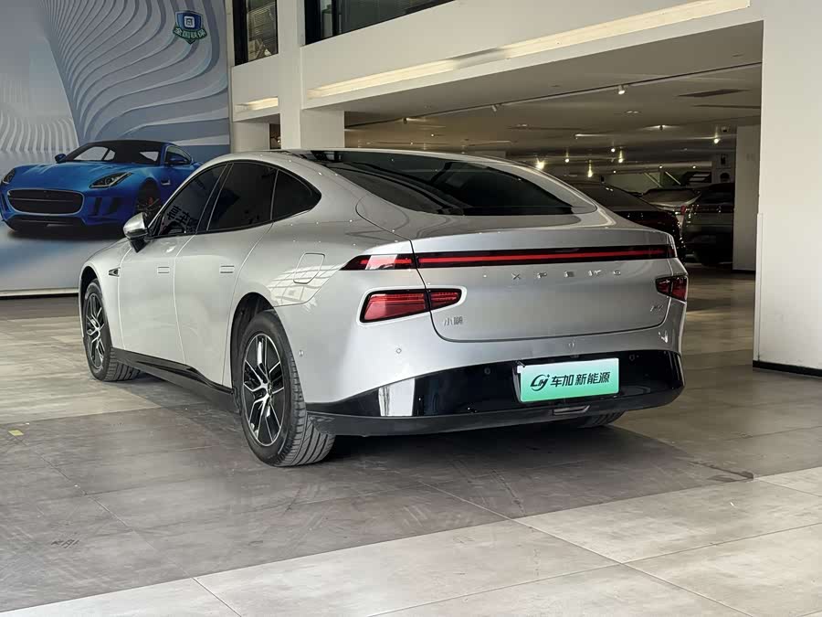 Xpeng P7 2023 #9 Xpeng P7 2023 car image #9