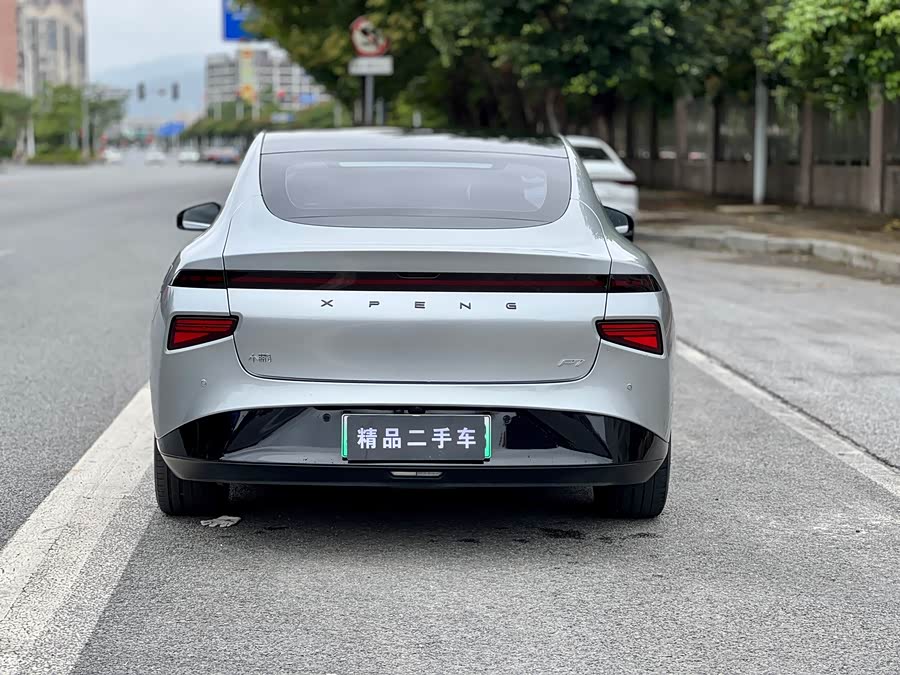 Xpeng P7 2021 #6 Xpeng P7 2021 car image #6