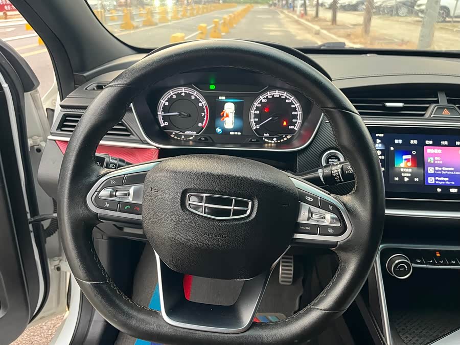 GEELY 2021 #13 GEELY 2021 car image #13