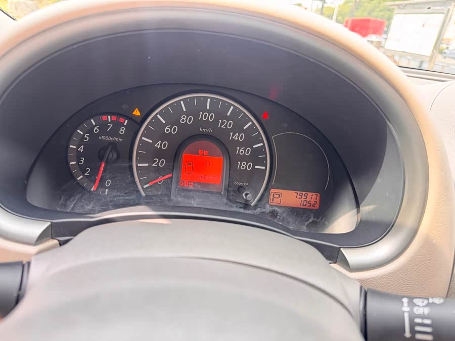 Nissan March 2014 #17 Nissan March 2014 immagine di auto #17