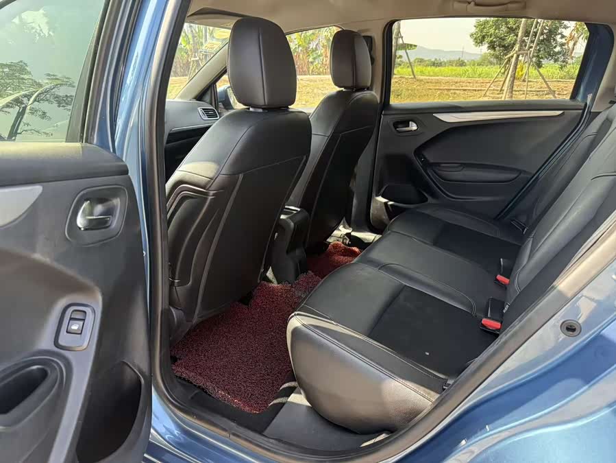 Citroen C3-XR 2015 #9 Citroen C3-XR 2015 car image #9