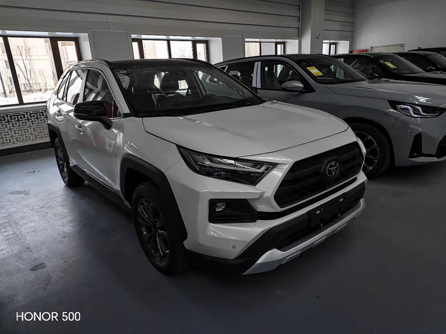 Toyota RAV4 2025 #3 Toyota RAV4 2025 immagine di auto #3