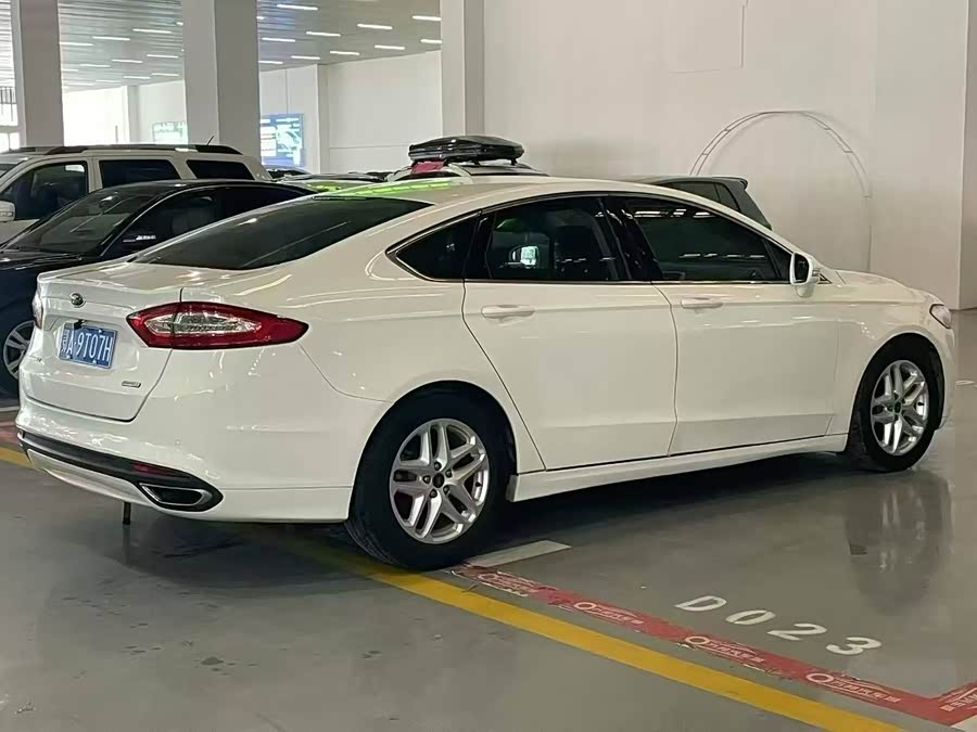 Ford Mondeo 2013 #8 Ford Mondeo 2013 car image #8