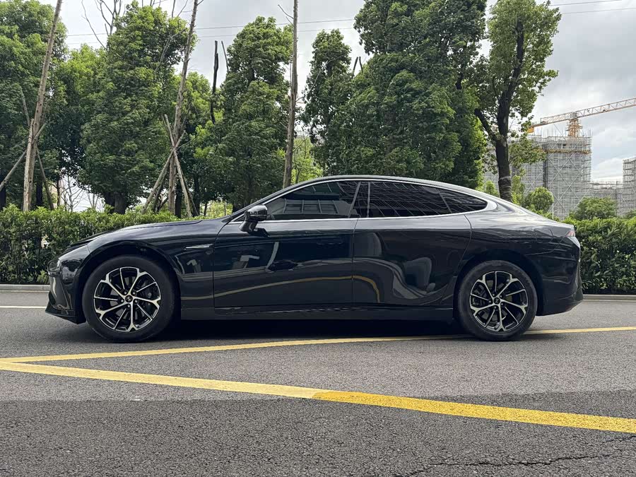 Xpeng P7 2023 #16 Xpeng P7 2023 car image #16