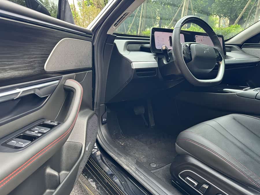 Xpeng P7 2023 #6 Xpeng P7 2023 car image #6