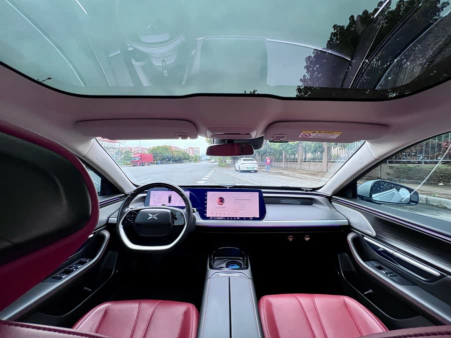 Xpeng P7 2021 #12 Xpeng P7 2021 car image #12