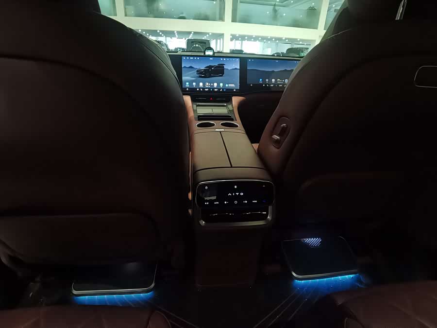 2025 #5 2025 car image #5