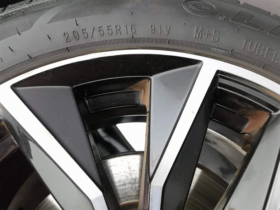 SWM X3 2017 #25 SWM X3 2017 изображение автомобиля #25