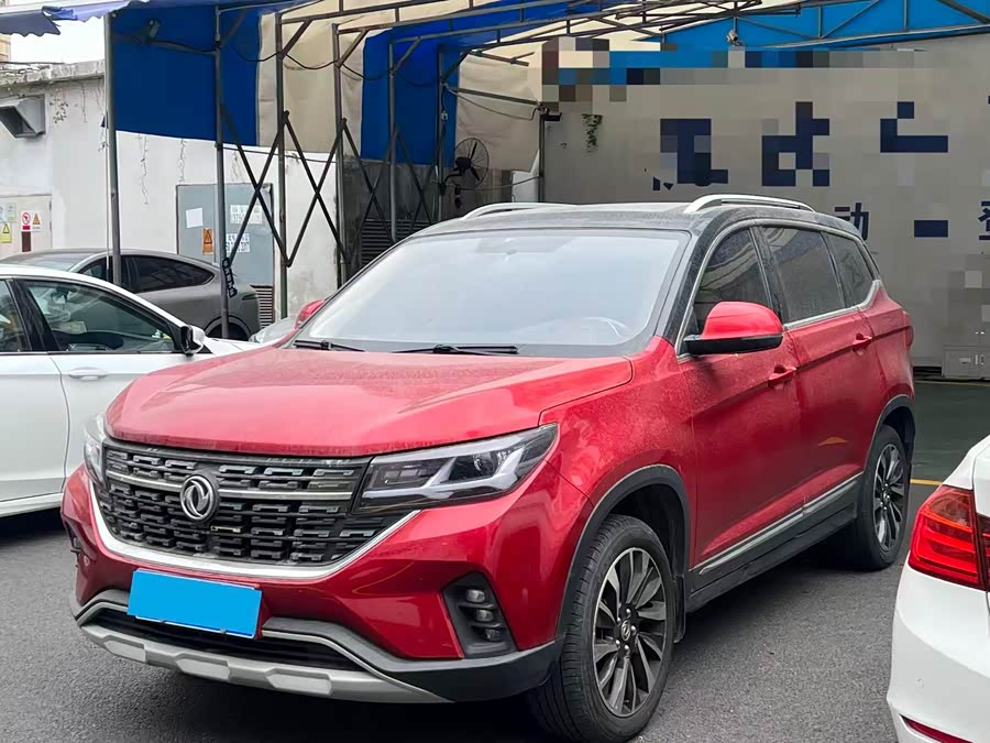 Forthing T5 2019 #2 Forthing T5 2019 صورة سيارة #2