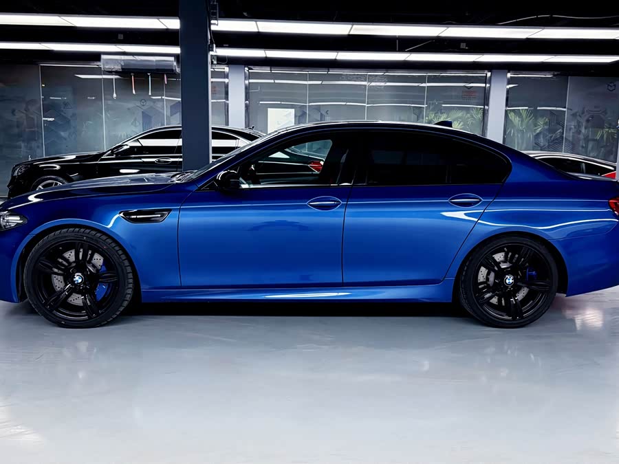 BMW M5 2014 #3 BMW M5 2014 car image #3