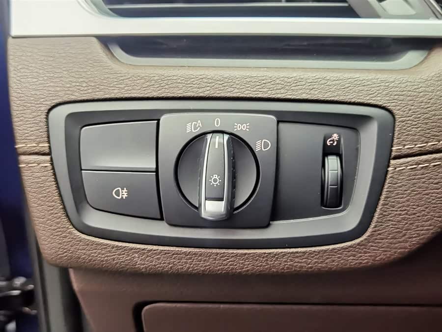 BMW X2 2021 #22 BMW X2 2021 car image #22