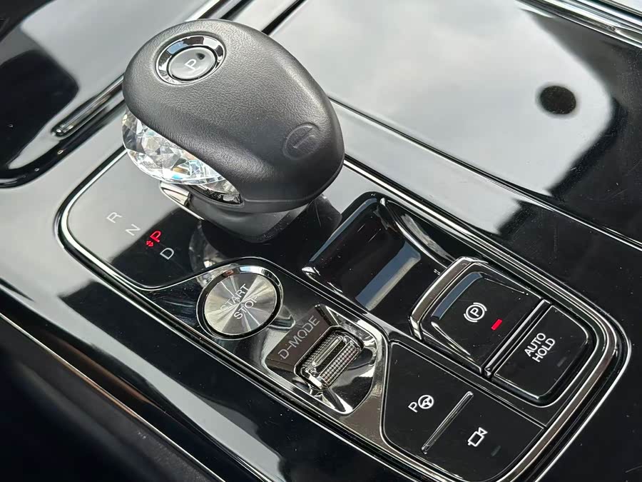 GAC Trumpchi E9 2024 #16 GAC Trumpchi E9 2024 изображение автомобиля #16