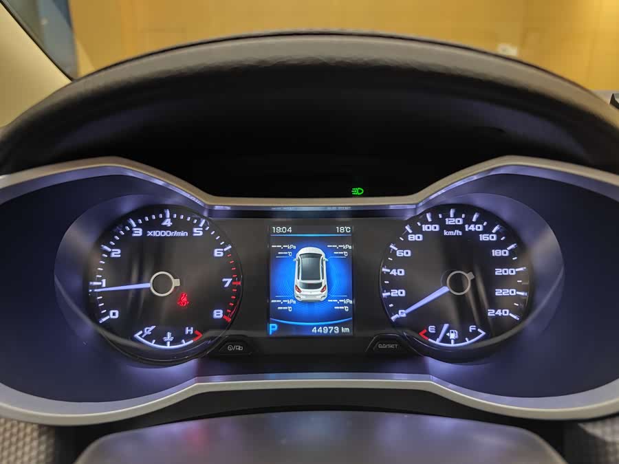 GEELY 2017 #34 GEELY 2017 car image #34