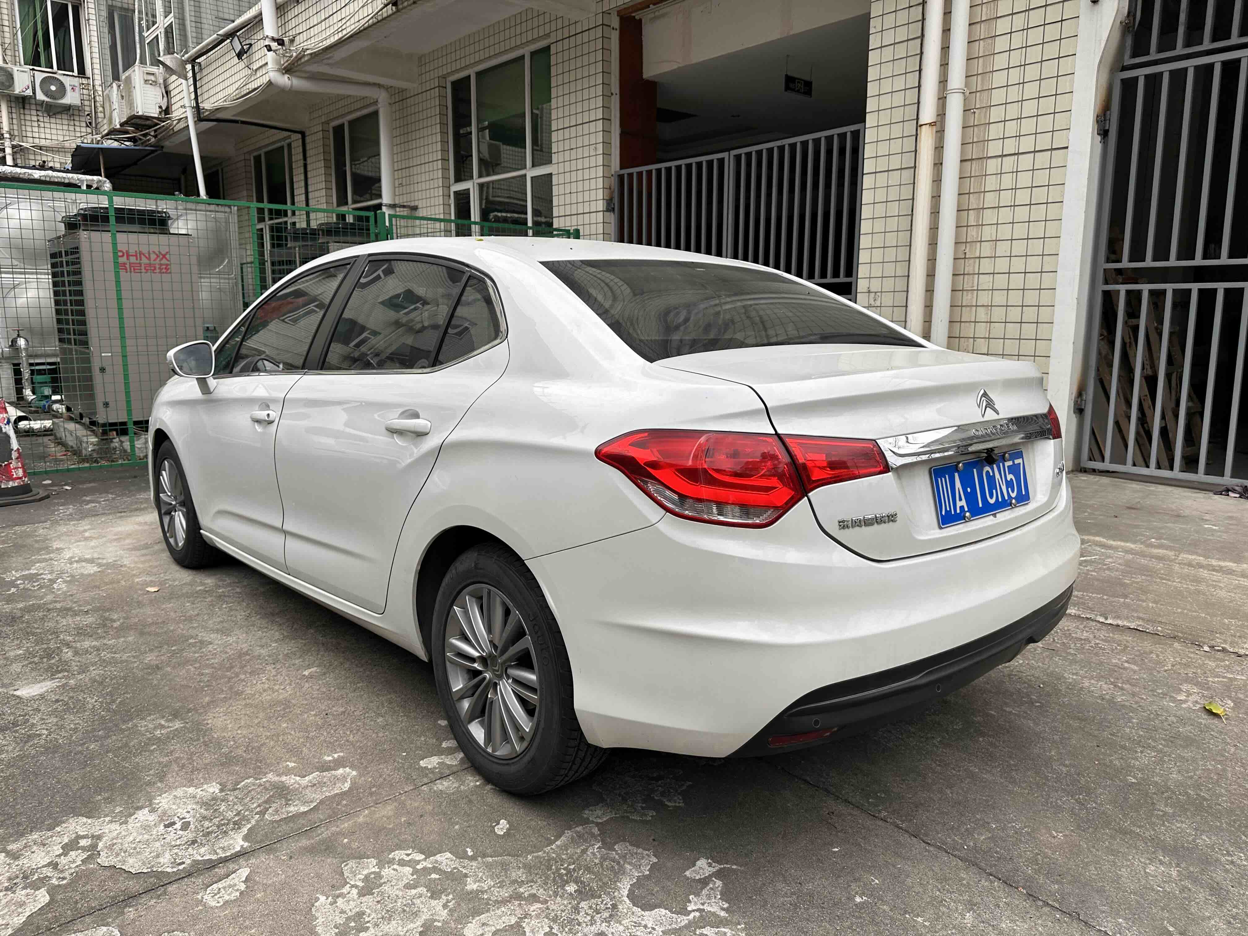 Citroen C4L 2013 car image #4