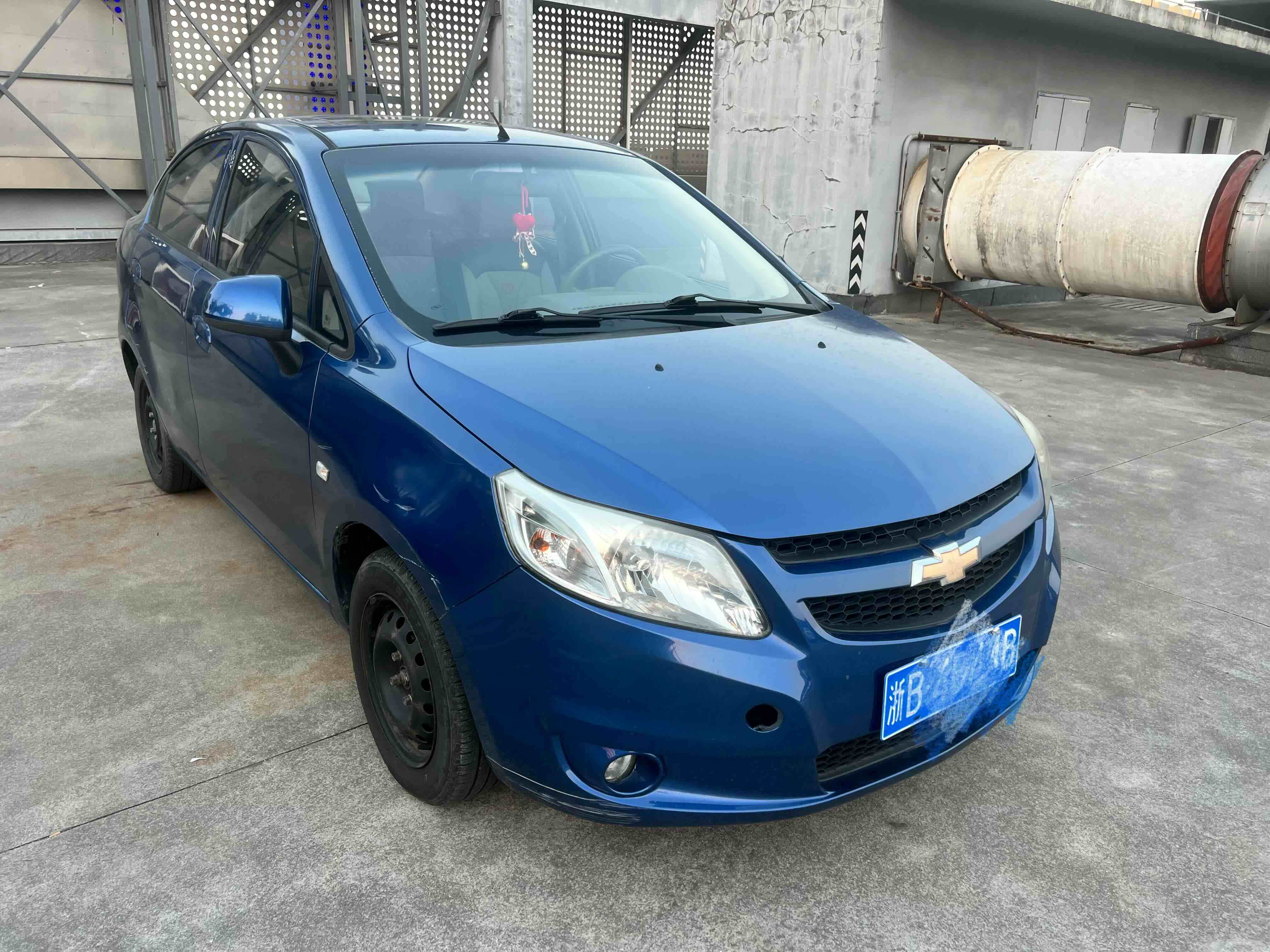 Chevrolet 2013 car image #3