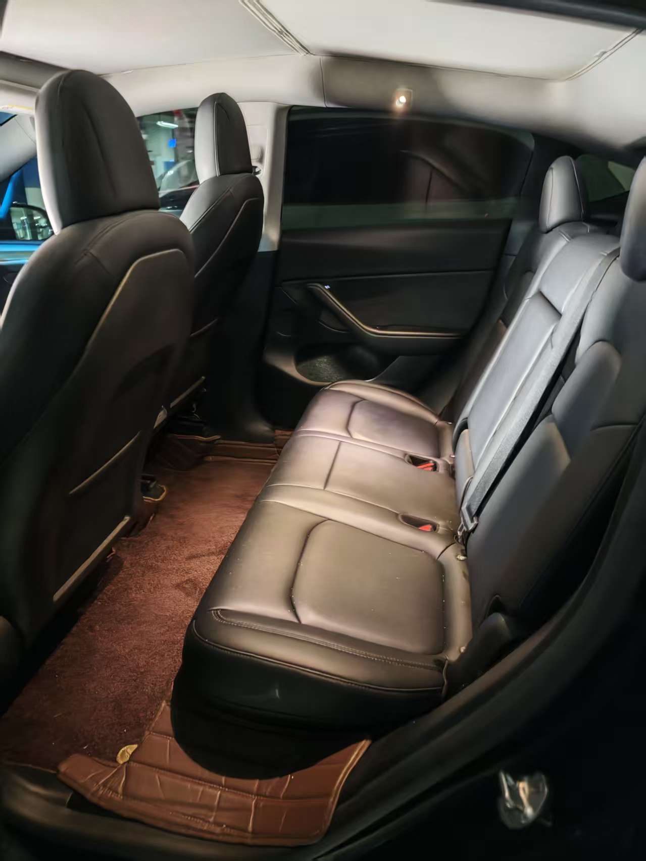 Tesla Model Y 2022 #3 Tesla Model Y 2022 car image #3