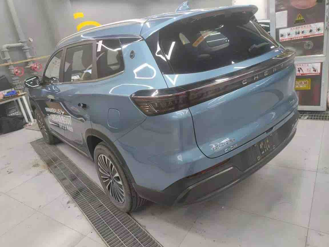 Tiggo8 PLUS C-DM 2025 #7 Tiggo8 PLUS C-DM 2025 car image #7