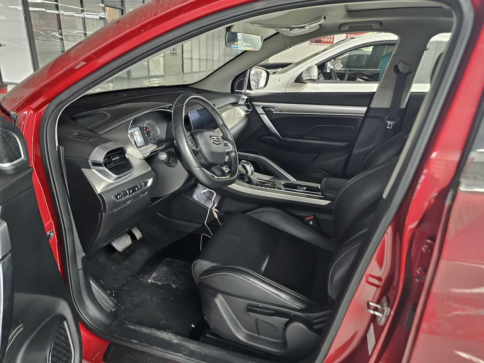 GEELY Coolray 2019 car image #3