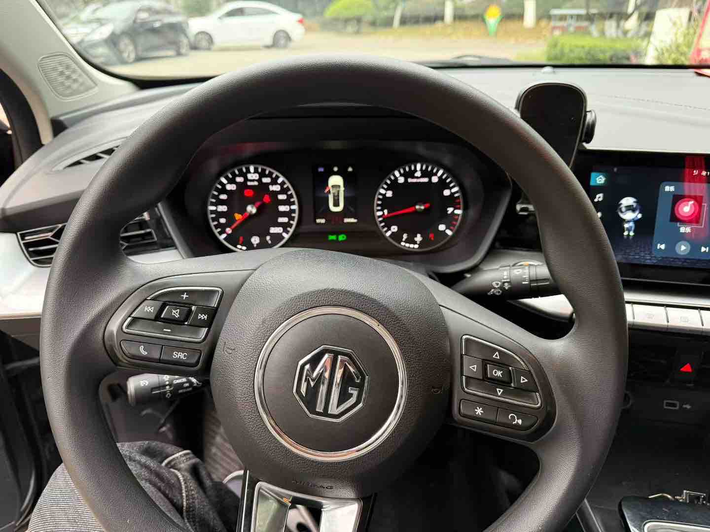 MG 5 2024 car image #9