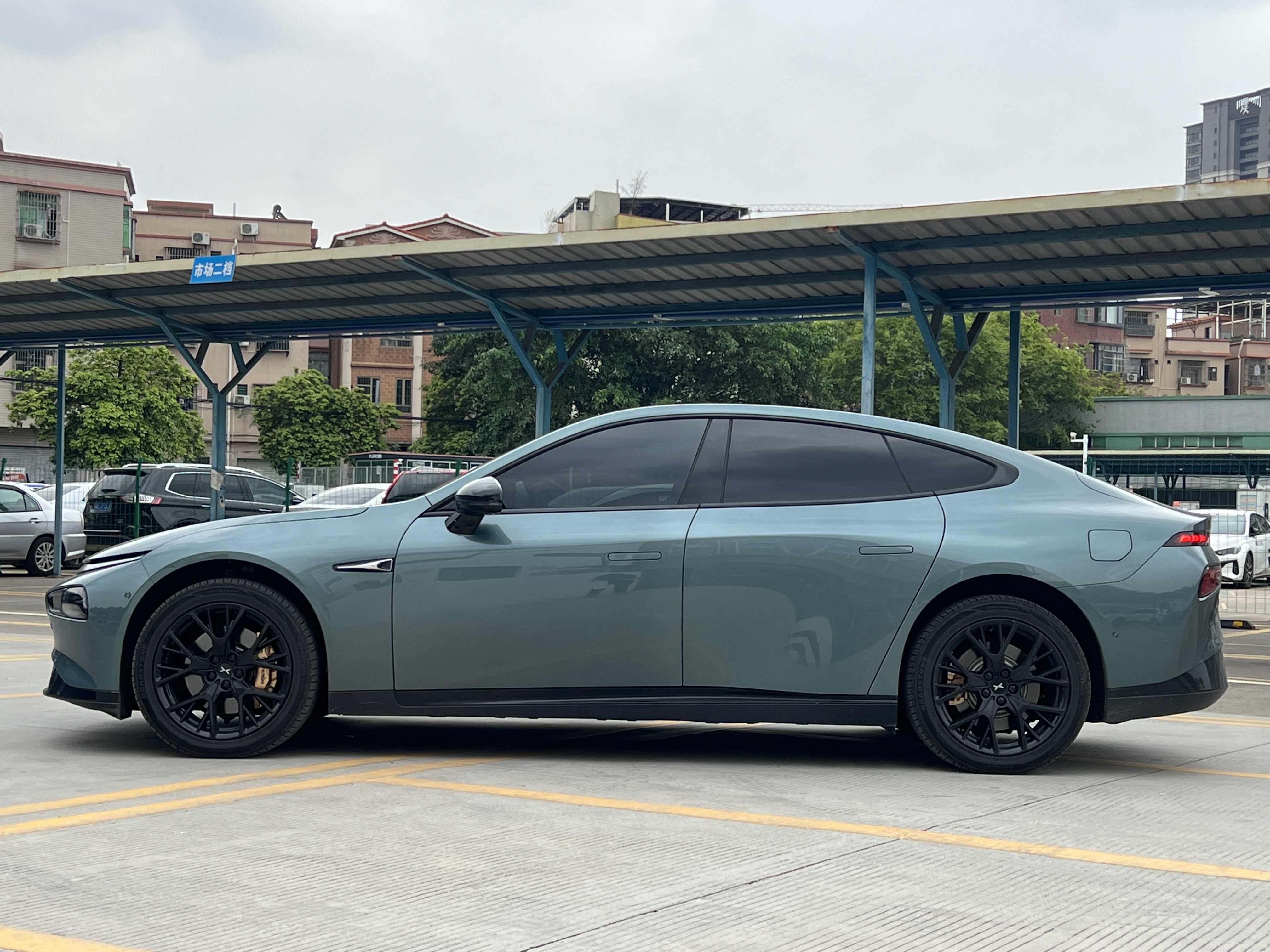 Xpeng P7 2023 immagine di auto #2