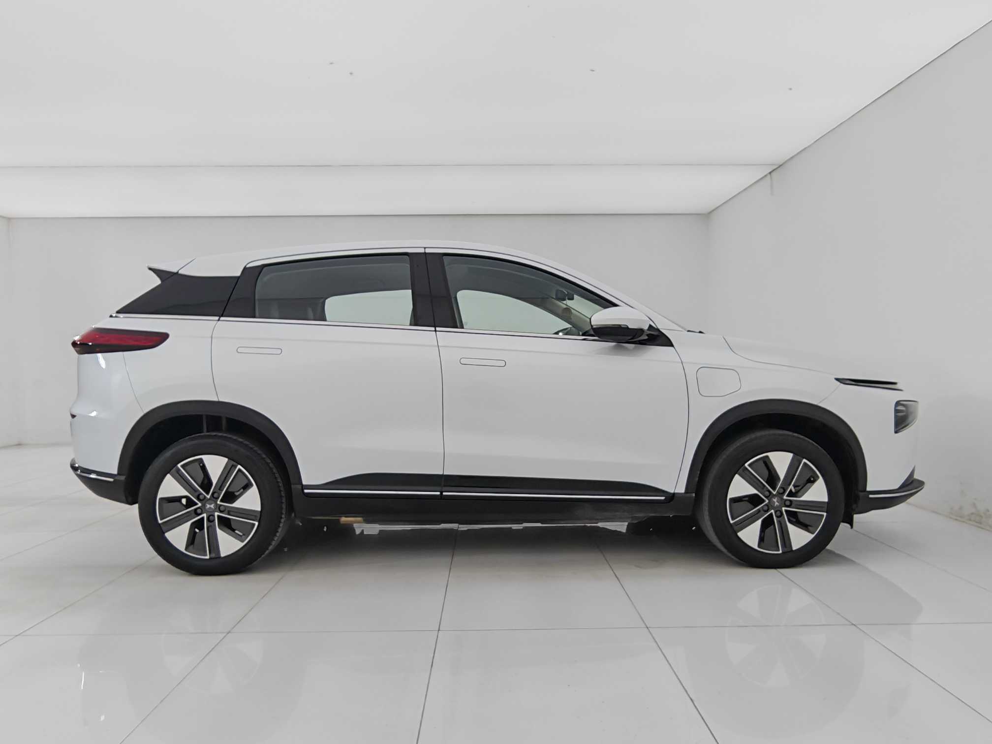 小鹏 小鹏G3 2023 汽车图片 #9