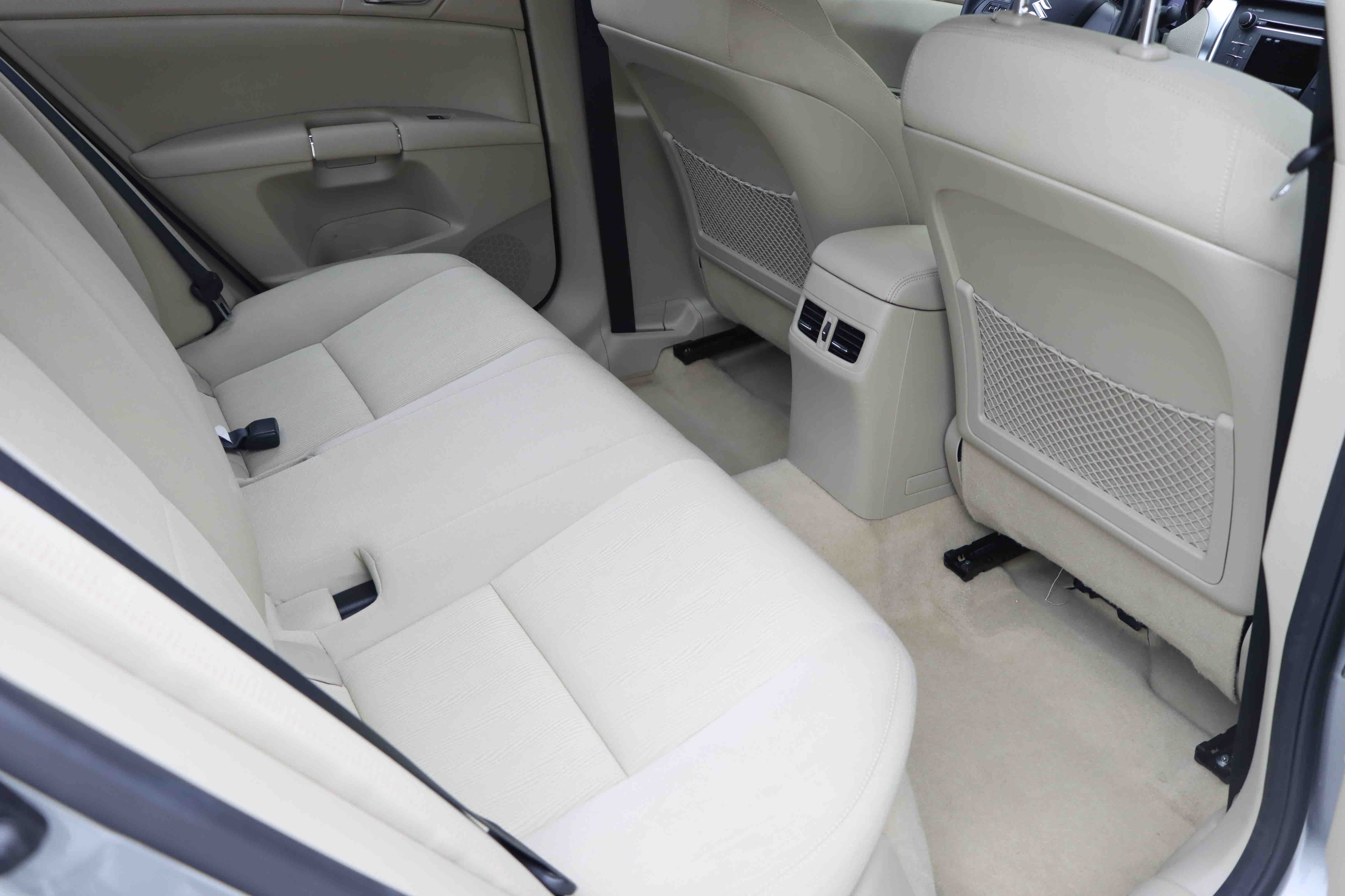 Suzuki 2013 car image #7