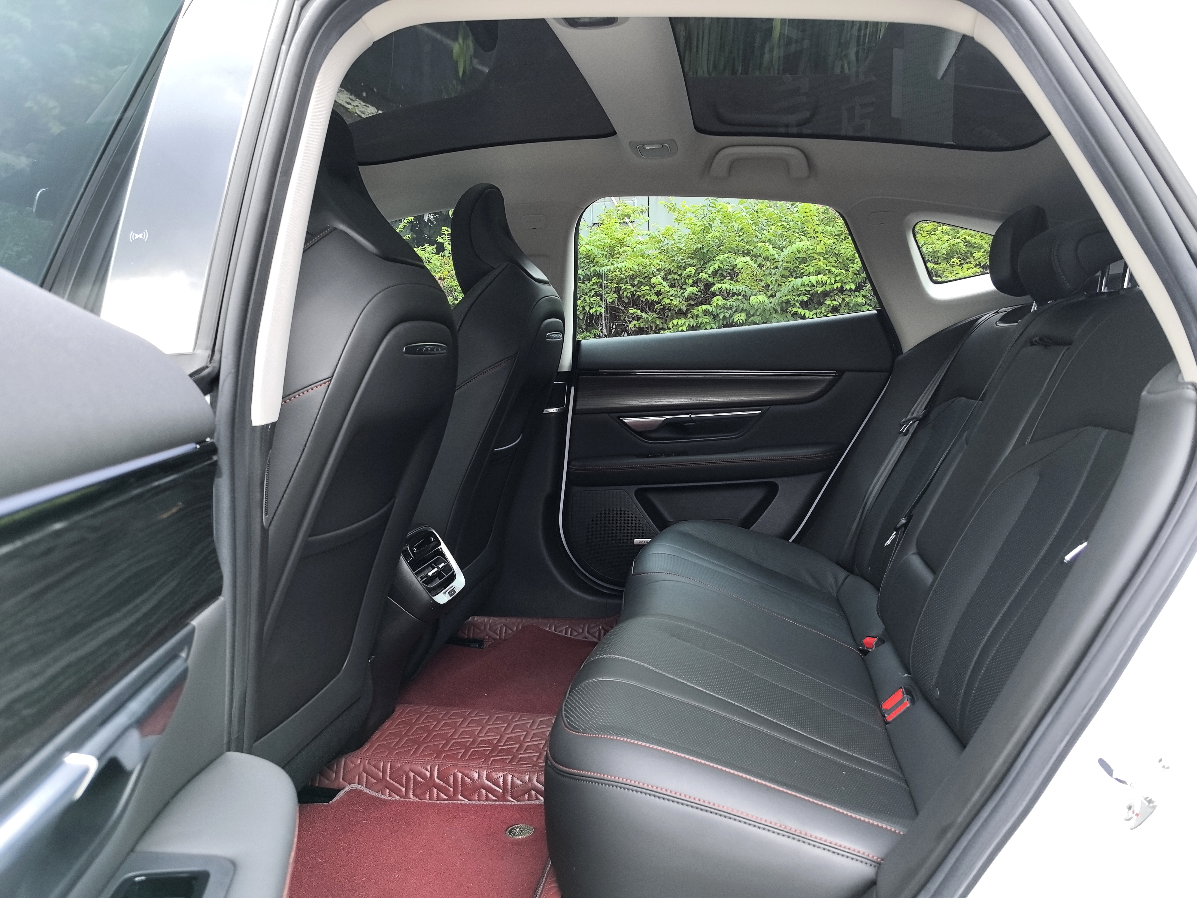 Xpeng P7 2021 изображение автомобиля #16