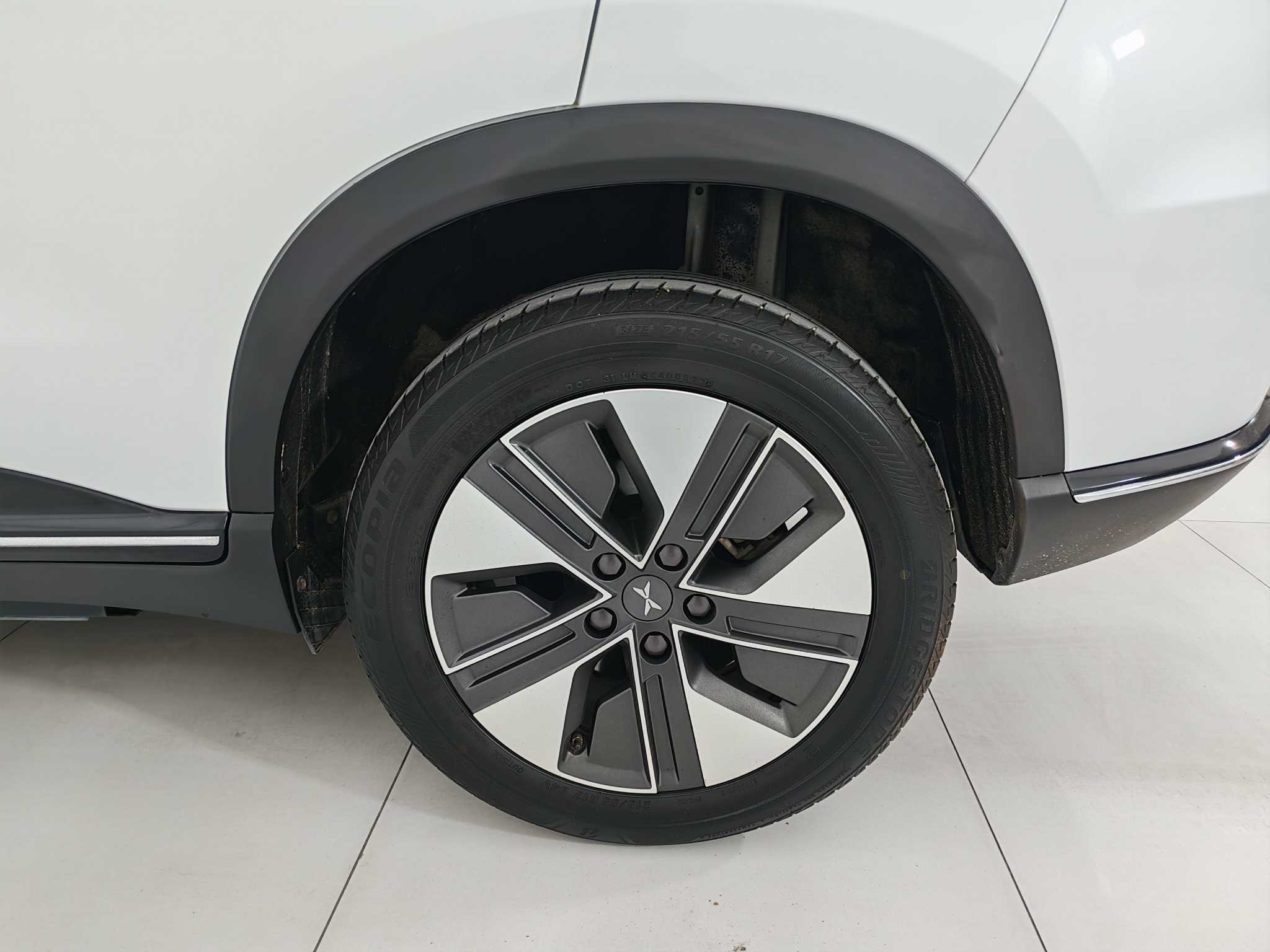 小鹏 小鹏G3 2023 汽车图片 #18