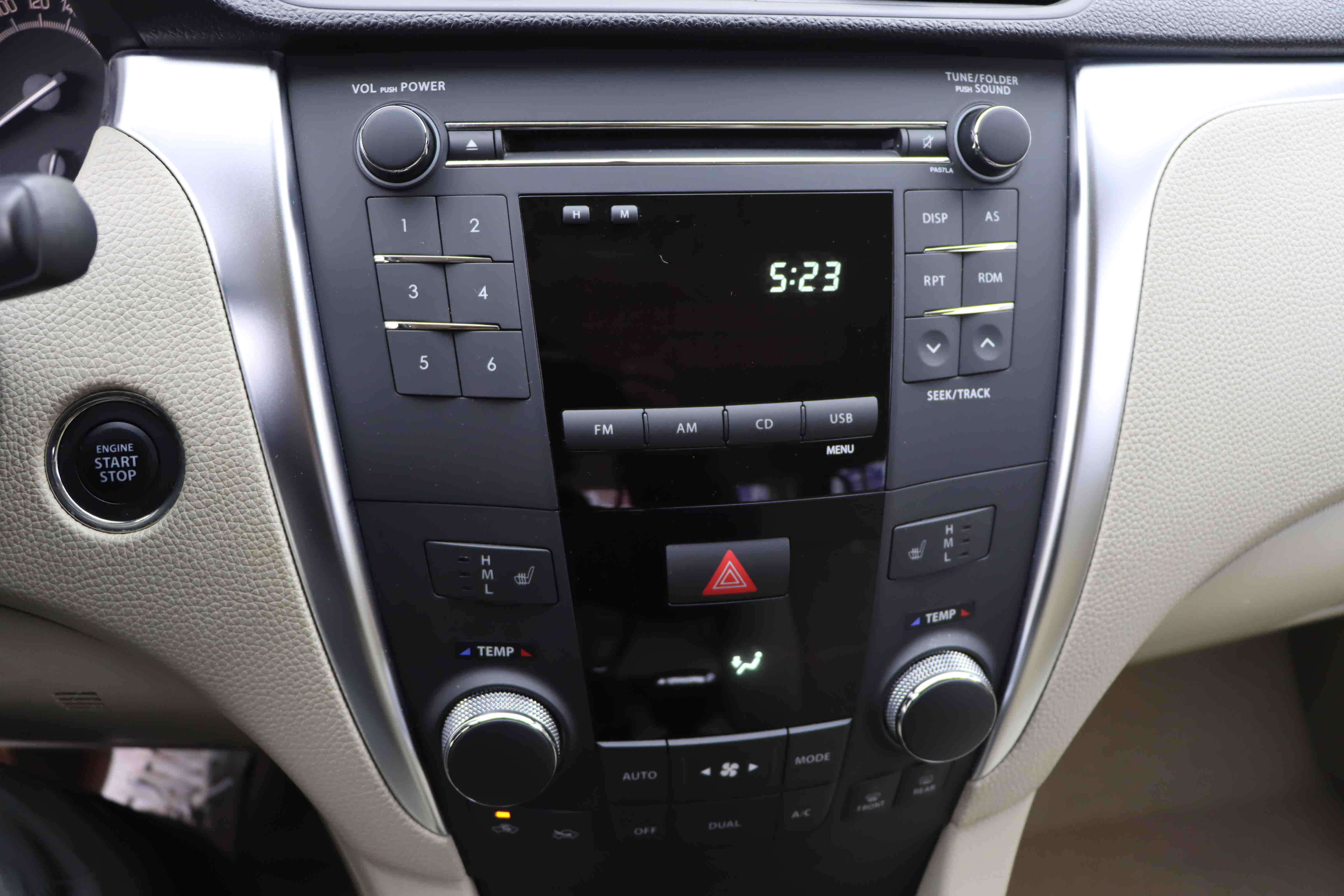 Suzuki 2013 car image #13
