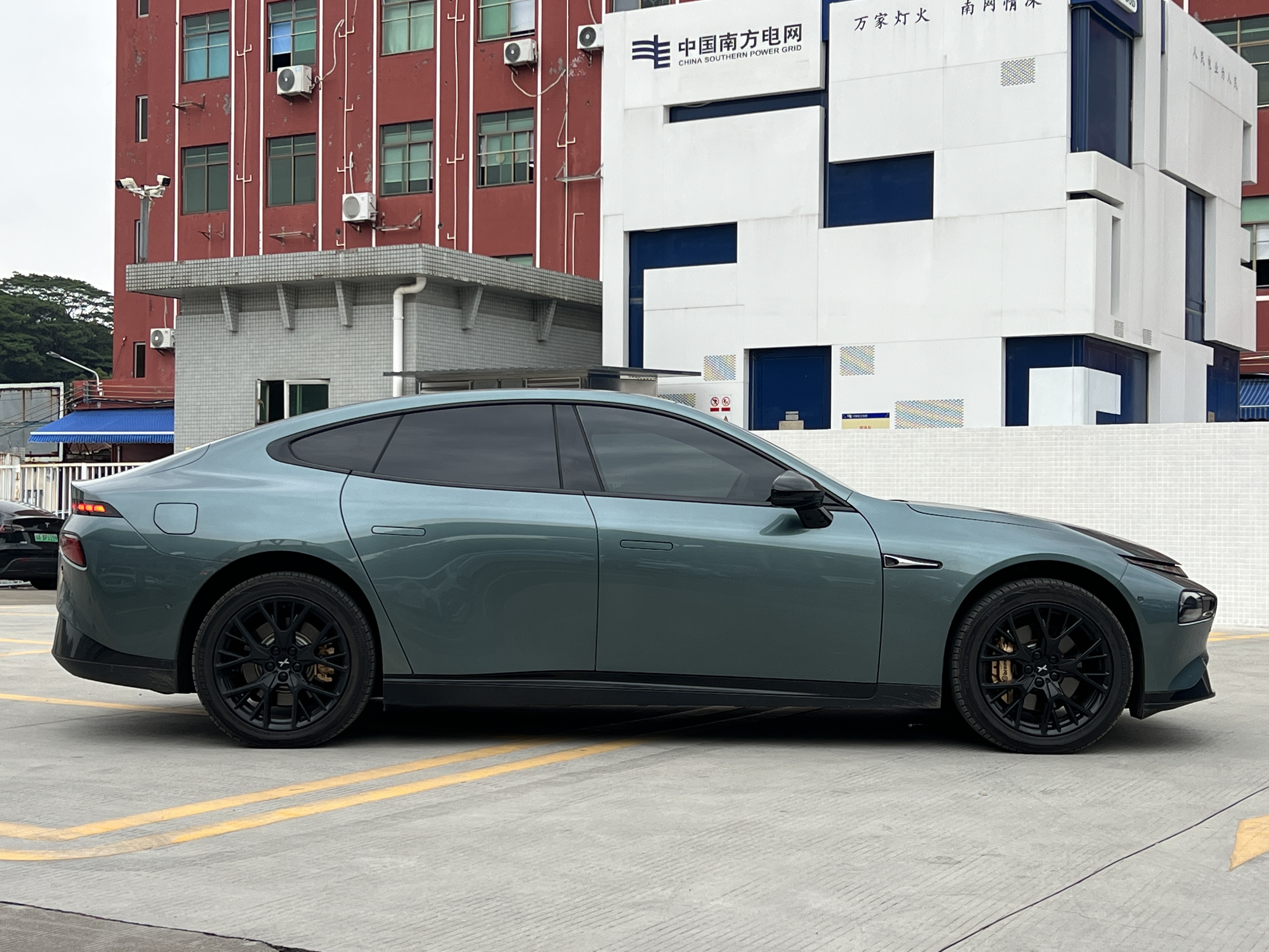 Xpeng P7 2023 immagine di auto #7