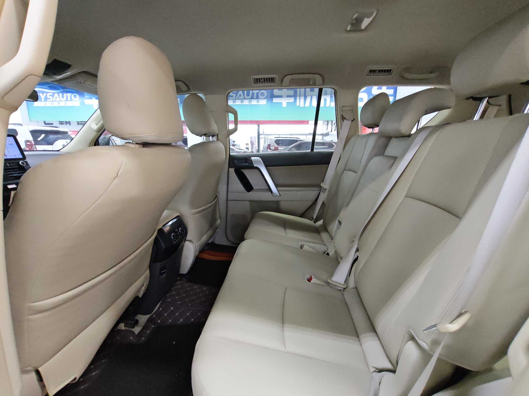 Toyota Prado (Imported) 2016 car image #9