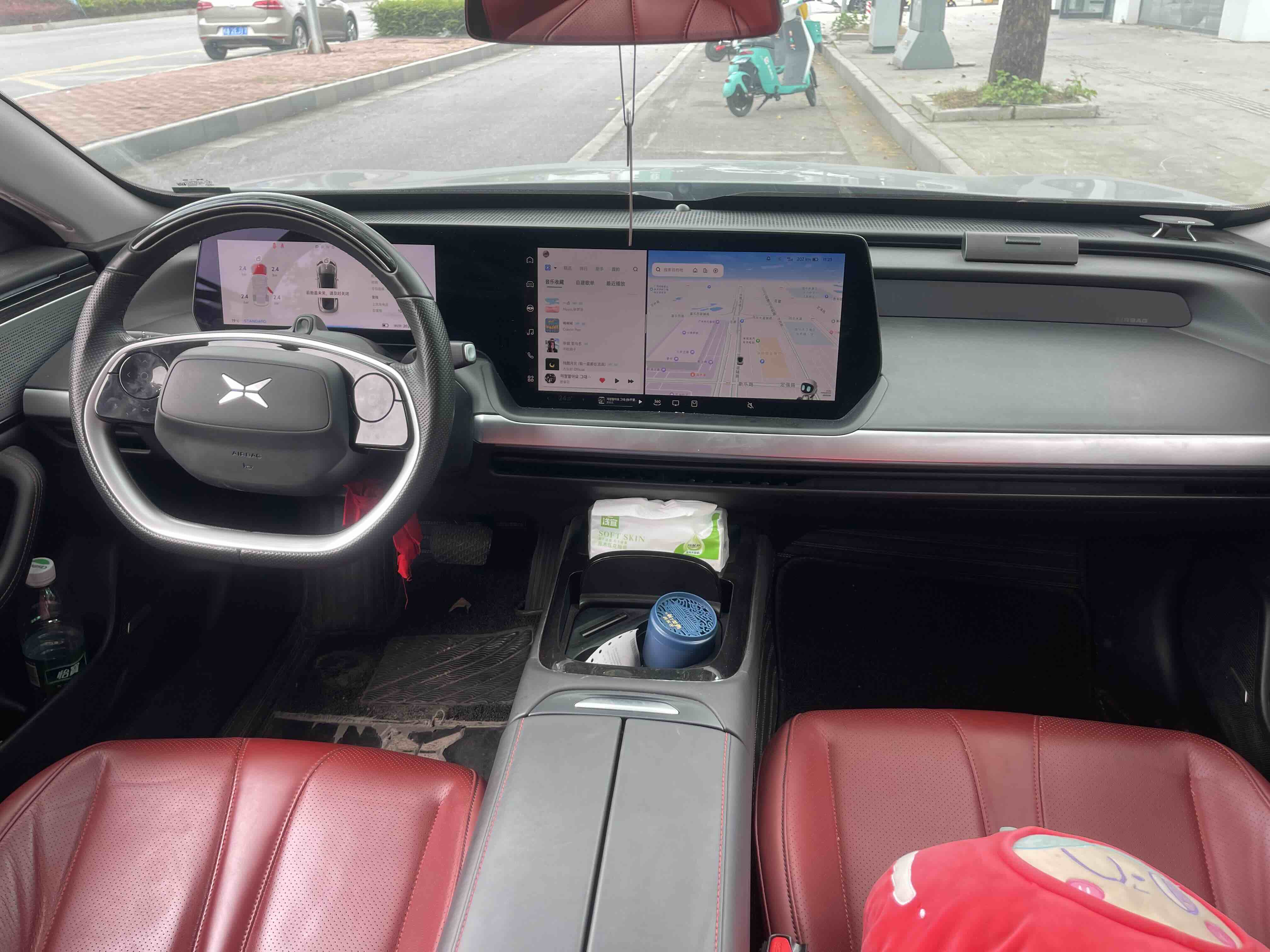 Xpeng P7 2022 immagine di auto #9