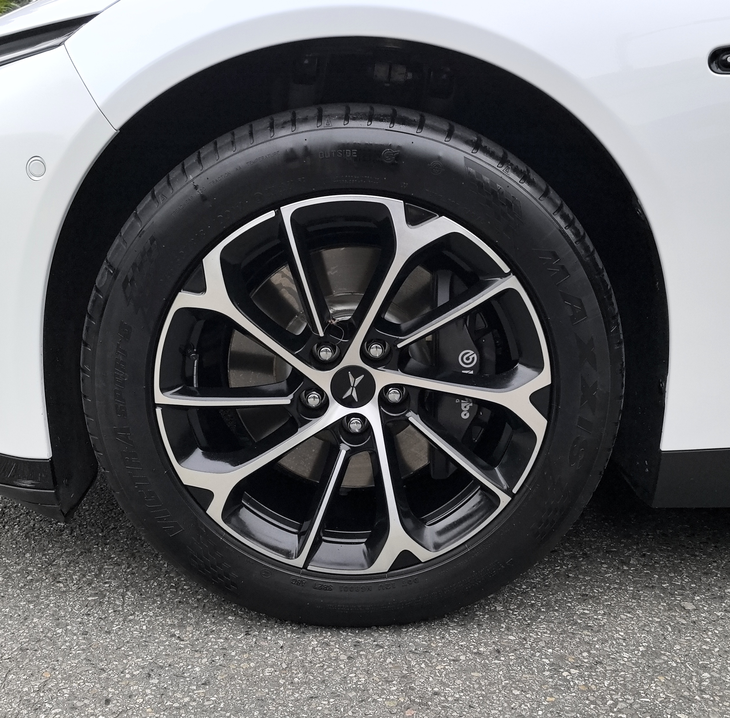 Xpeng P7 2021 изображение автомобиля #8