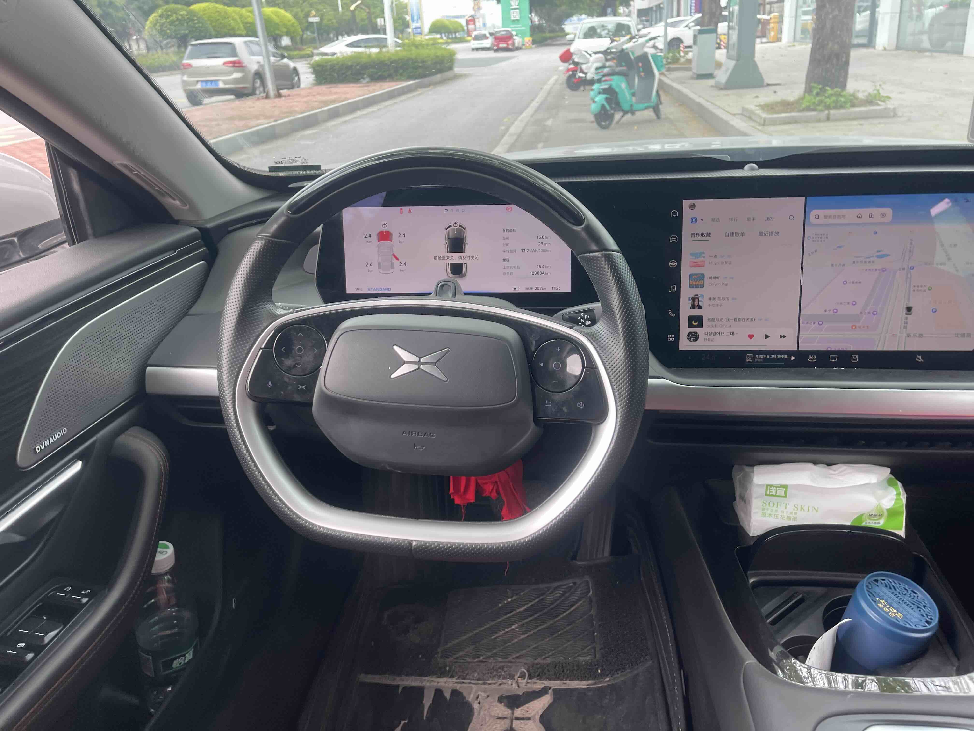 Xpeng P7 2022 immagine di auto #10