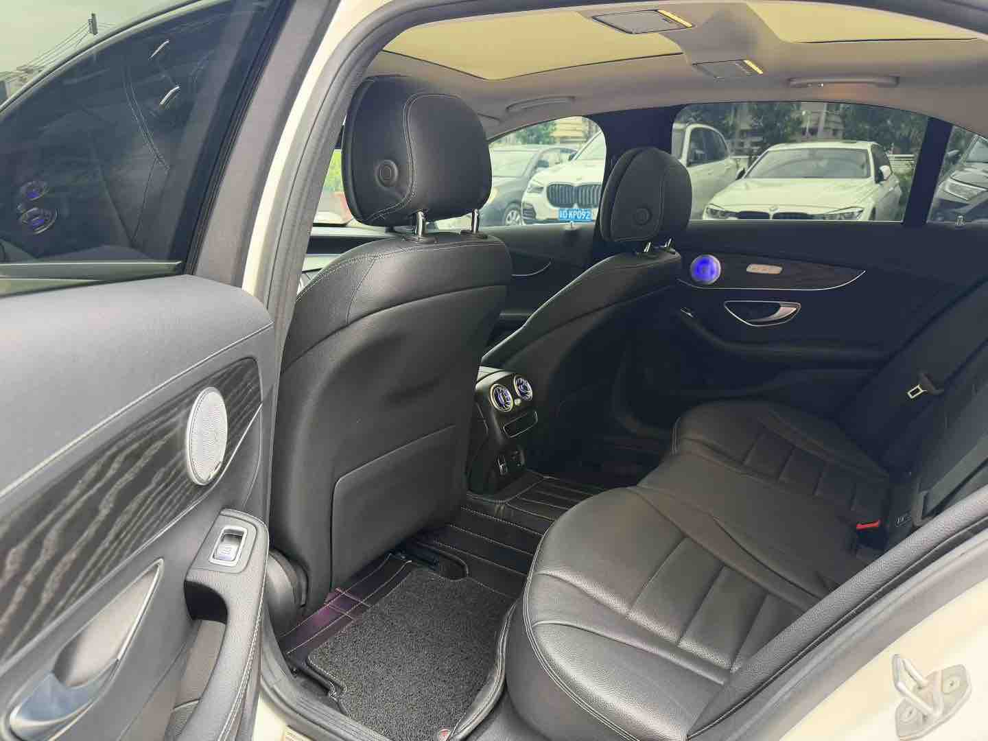 Mercedes-Benz C Class 2021 صورة سيارة #6