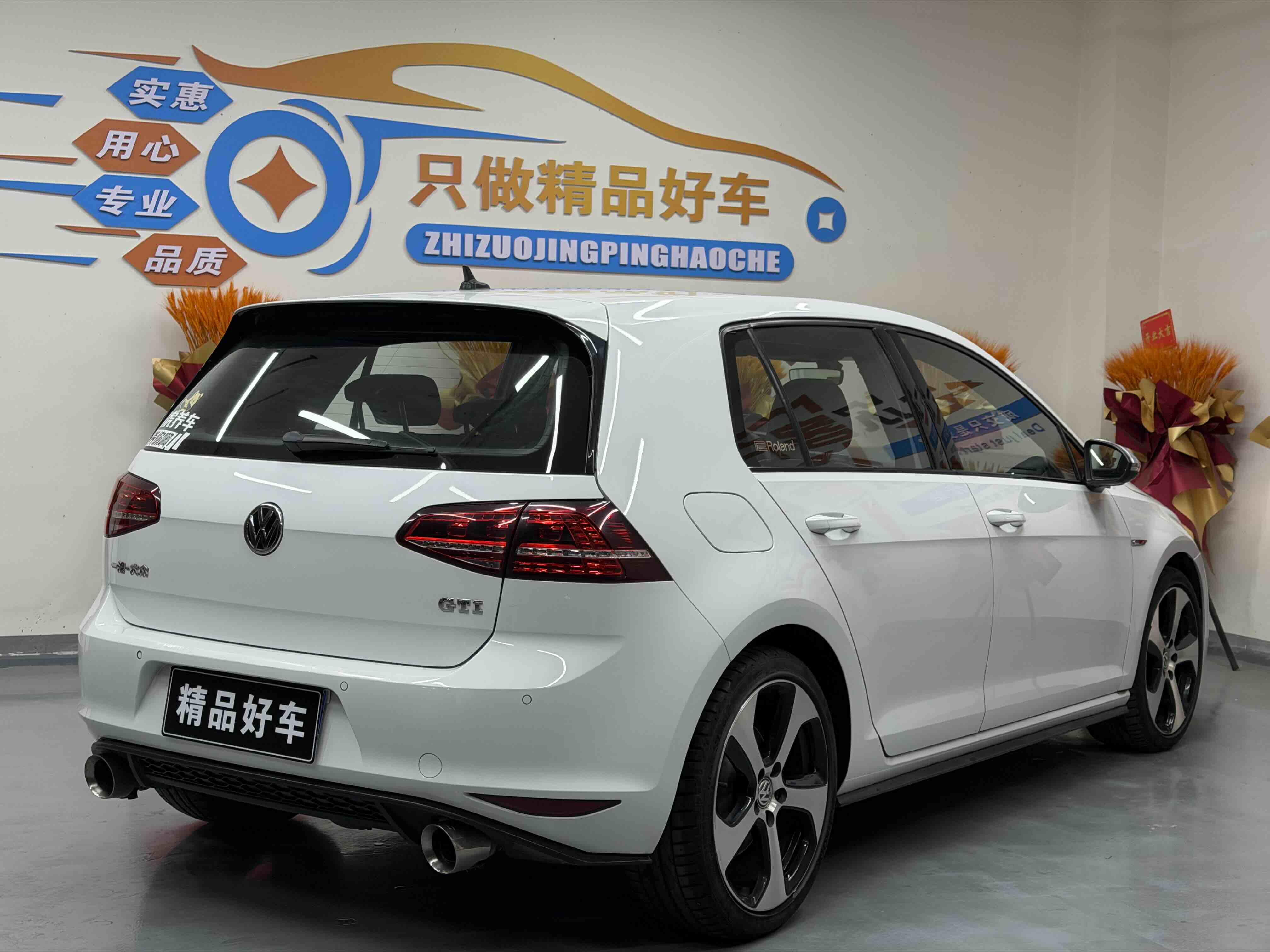 Volkswagen GolfGTI 2016 immagine di auto #4