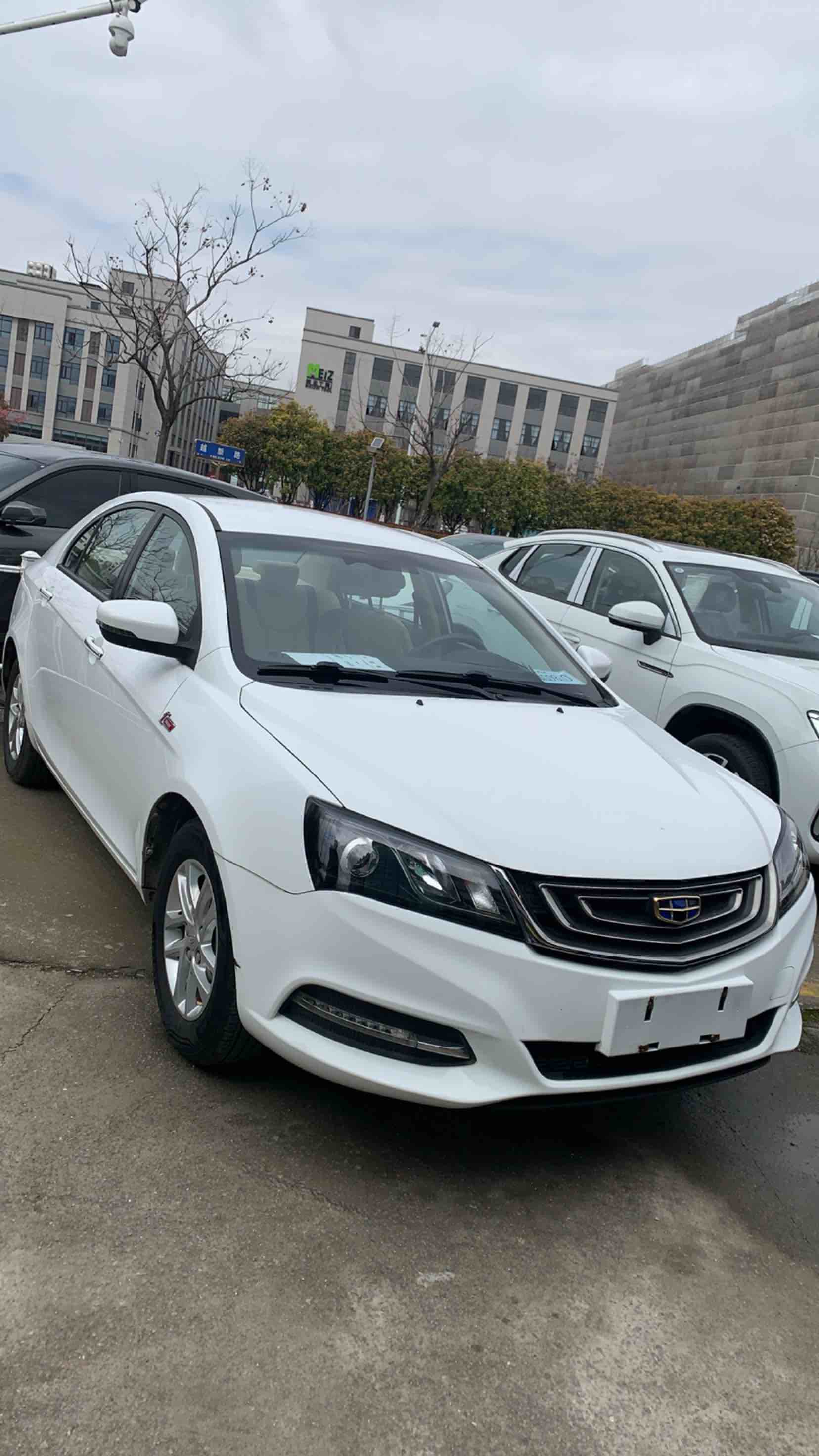 GEELY Emgrand 2016 #2 GEELY Emgrand 2016 car image #2