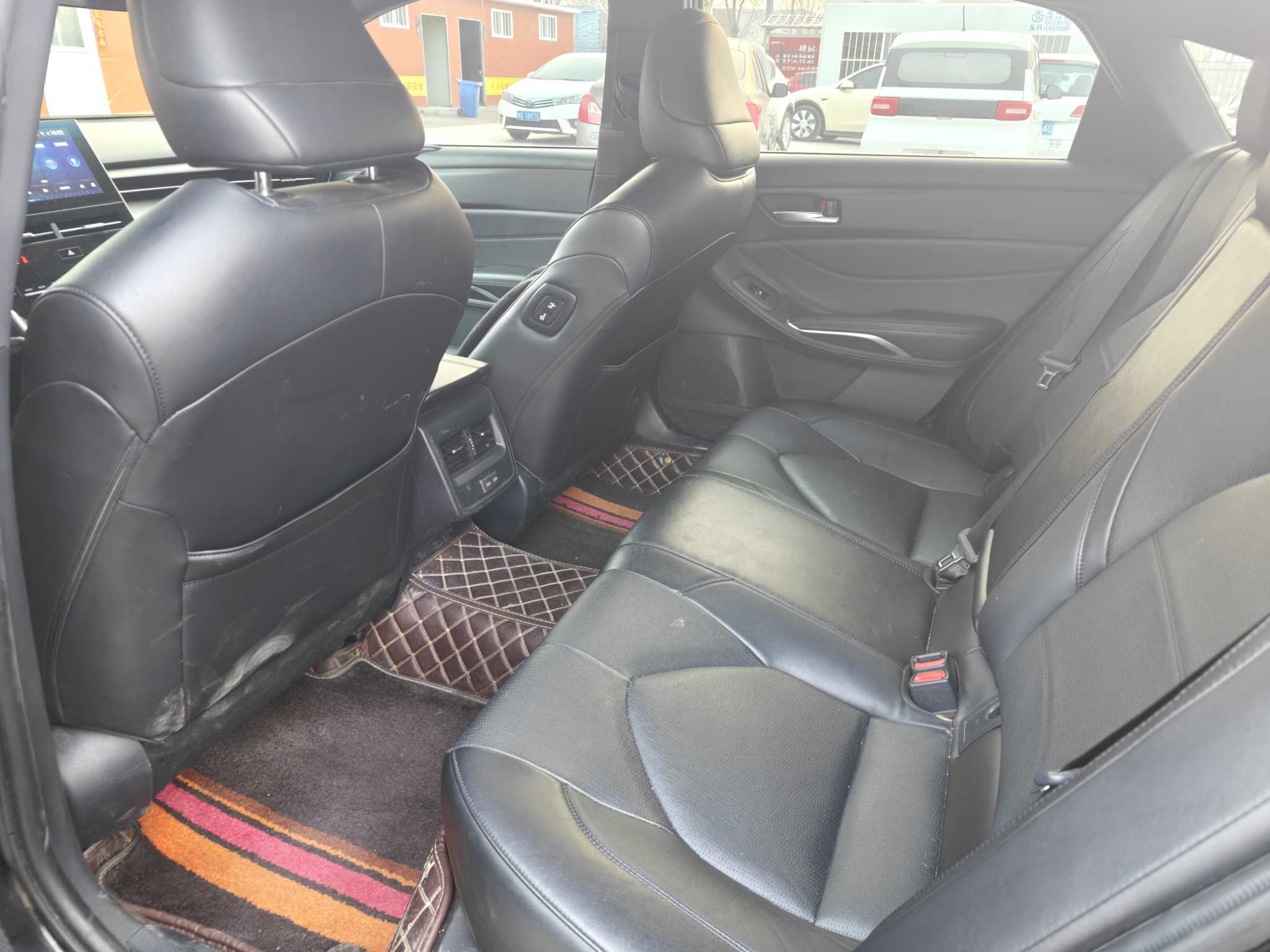 Toyota Avalon 2022 car image #5