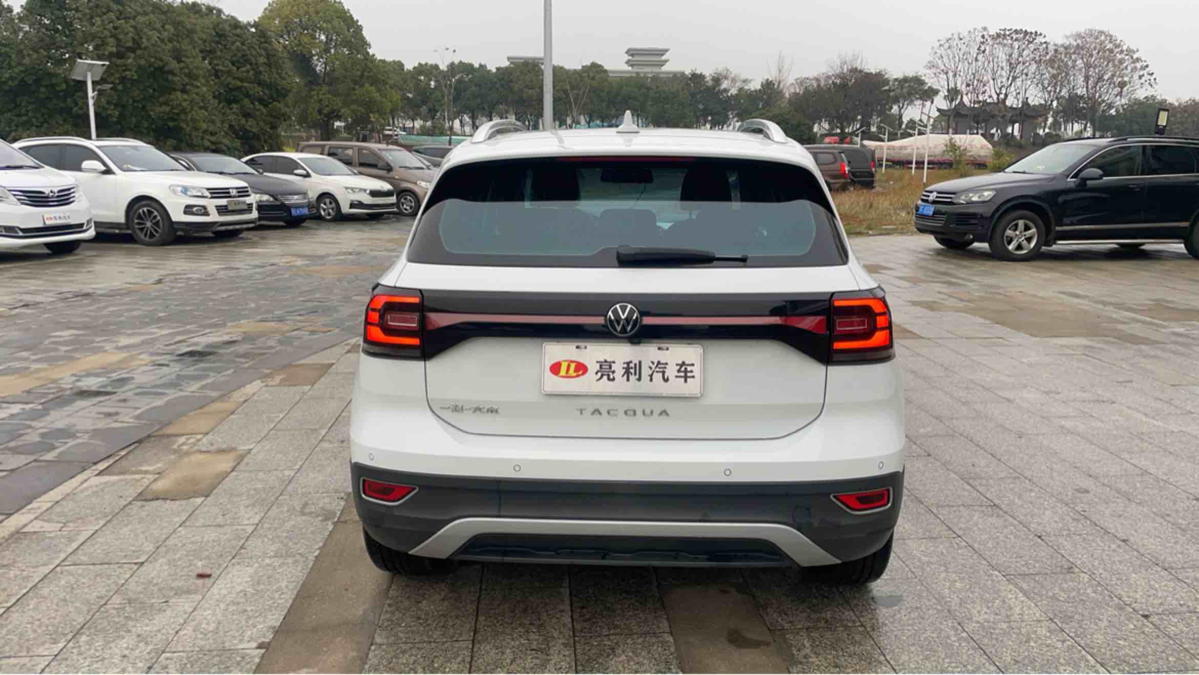 Volkswagen Tacqua 2023 car image #5