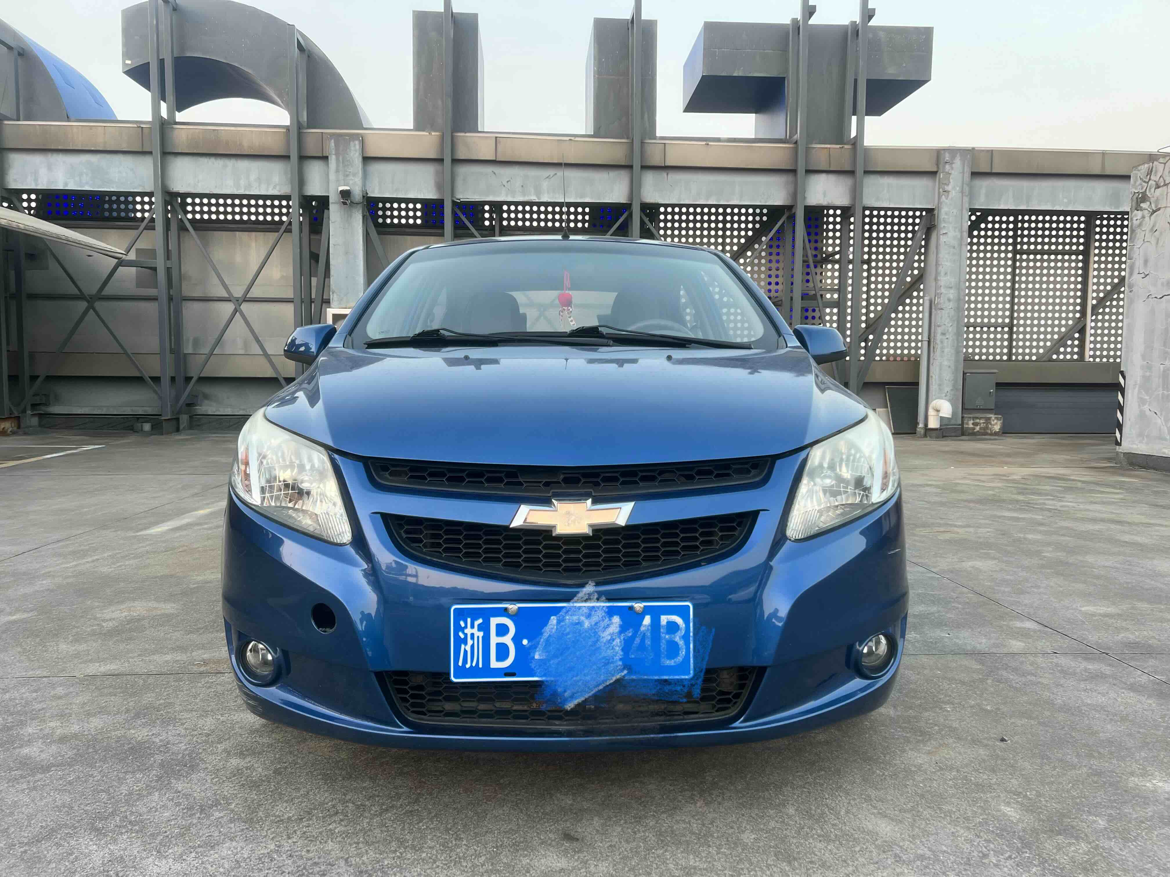 Chevrolet 2013 car image #2