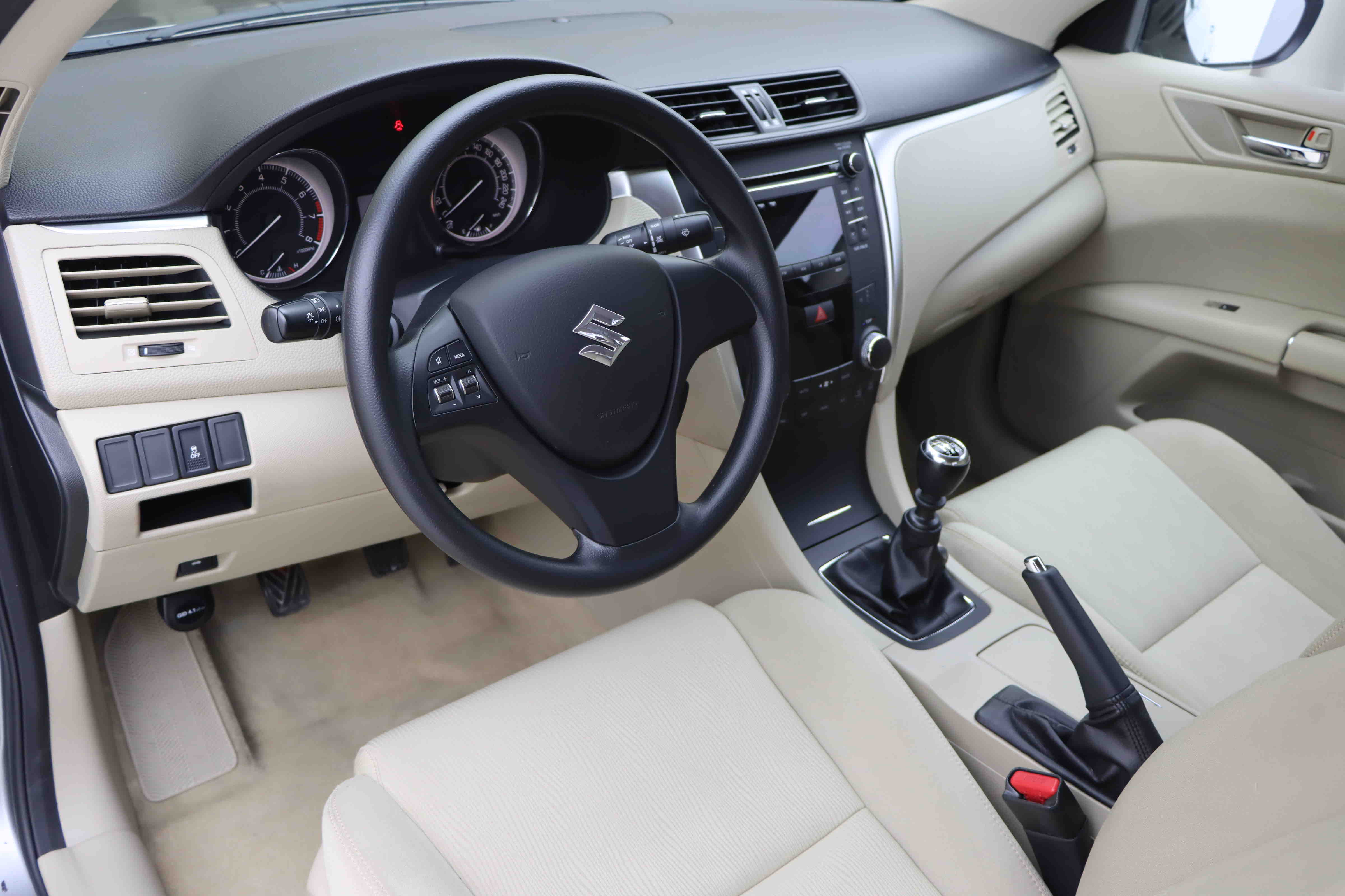 Suzuki 2013 car image #5