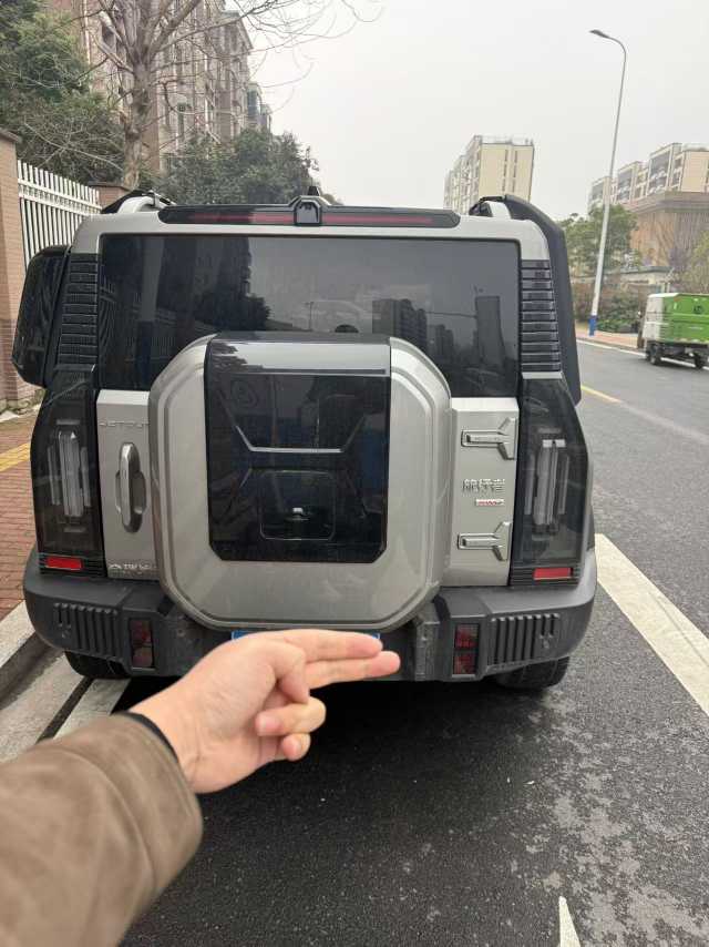 Jetour Traveller 2024 car image #2