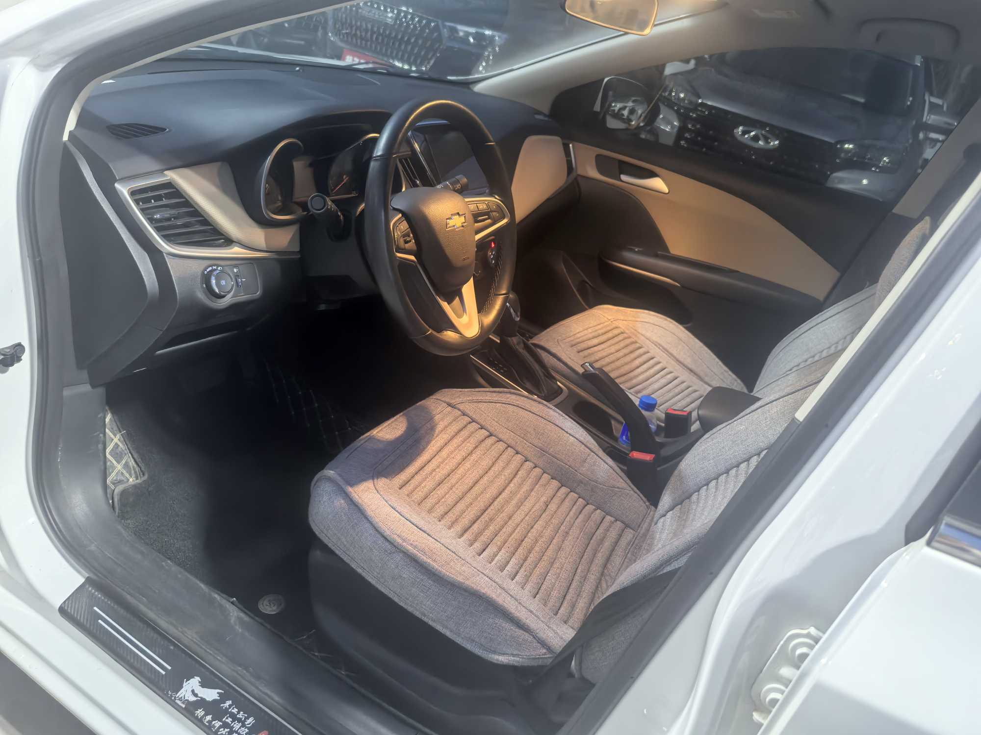 Chevrolet Monza 2022 صورة سيارة #3