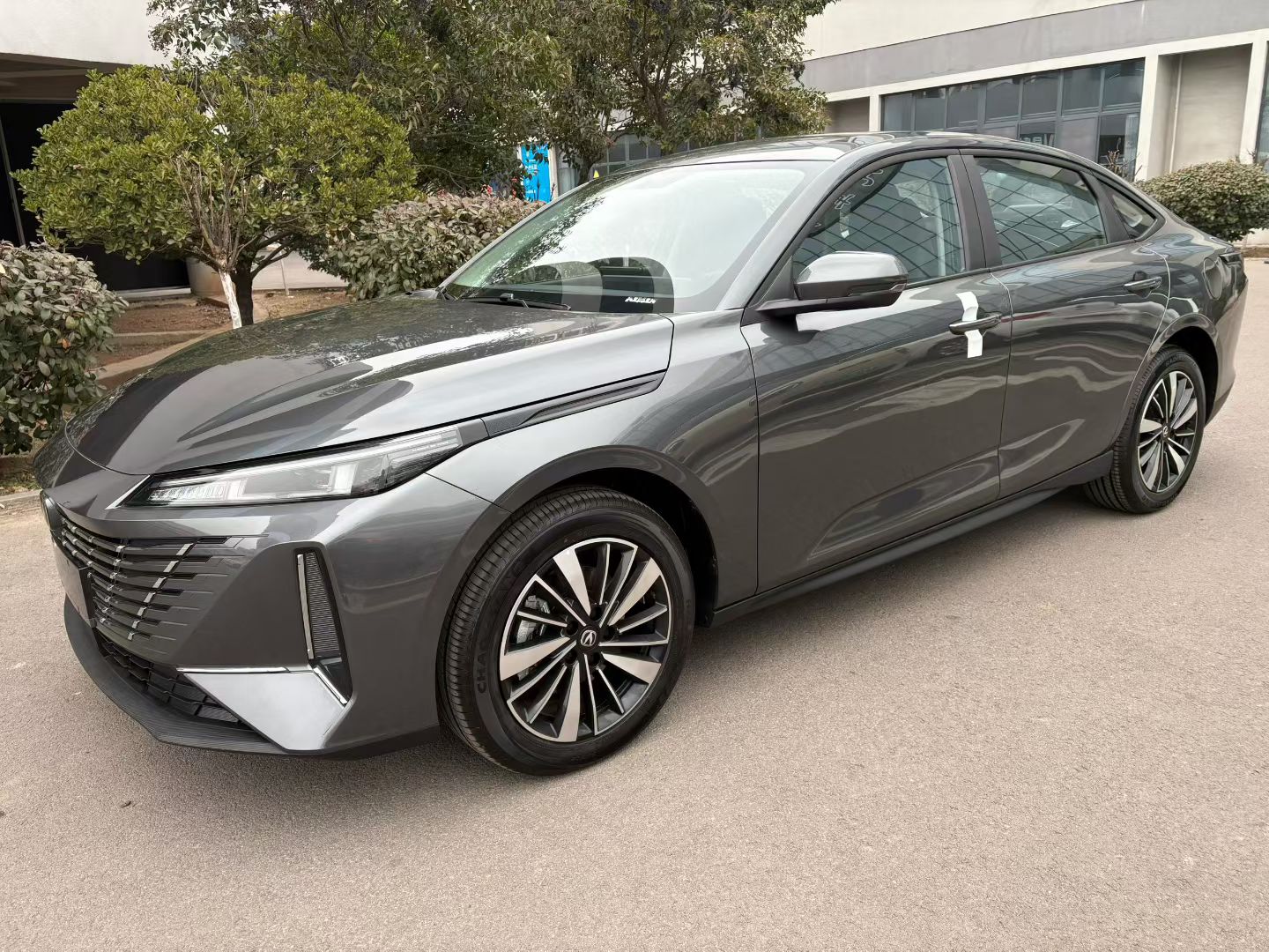 Changan EadoPHEV 2026 immagine di auto #2