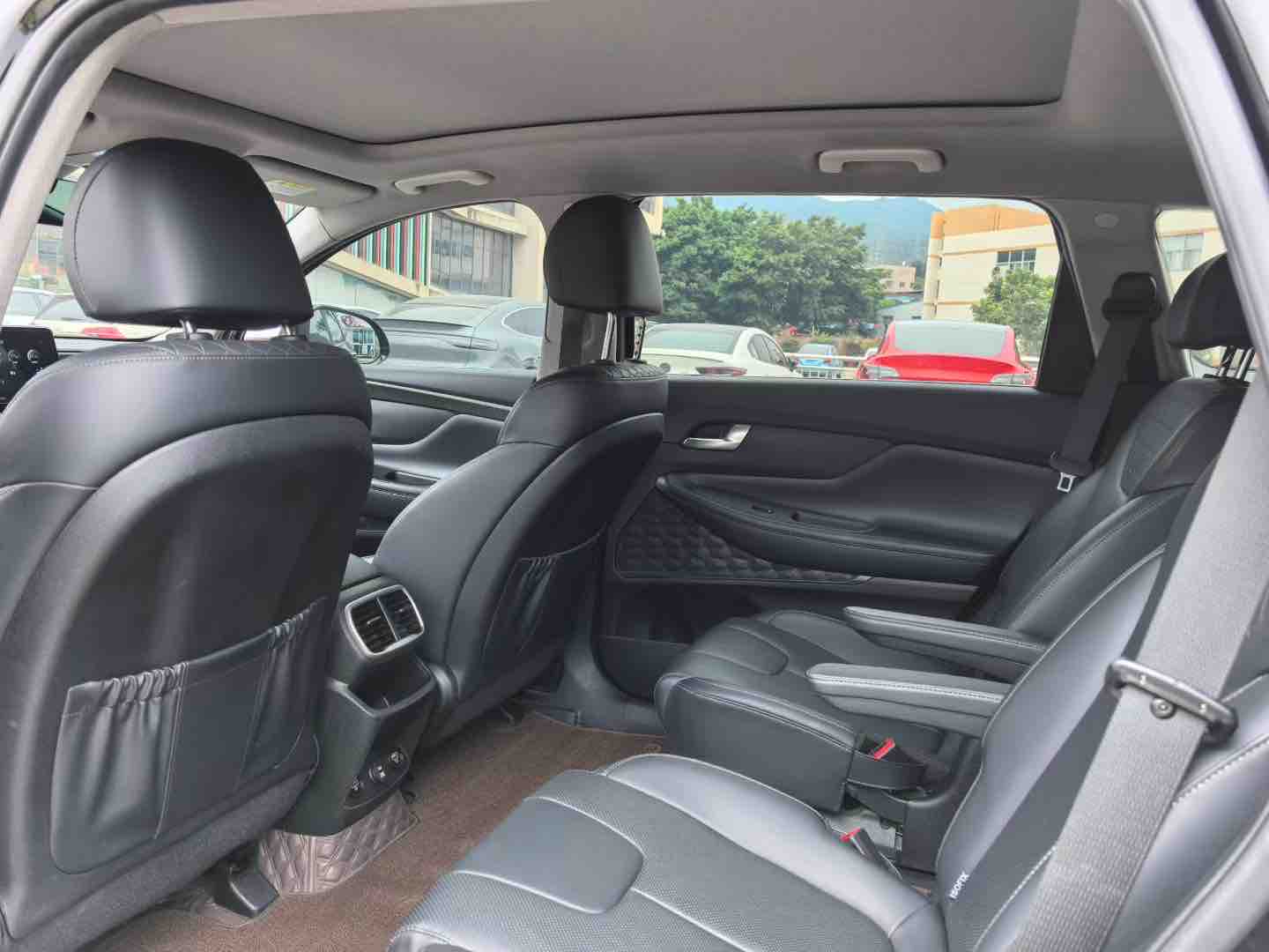 Hyundai Santa Fe 2022 immagine di auto #5