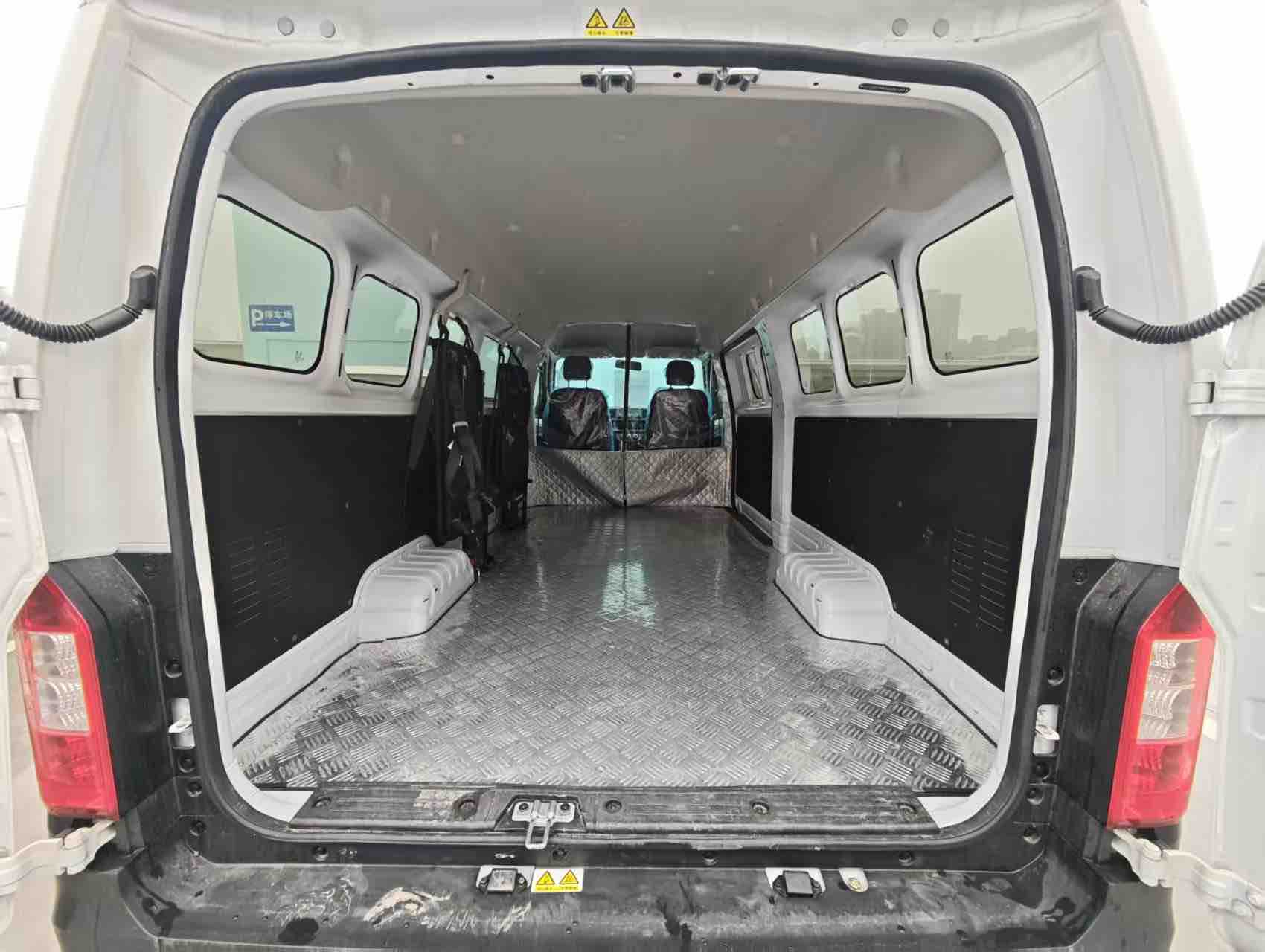 Kaiyi E7 2025 imagen de coche #6