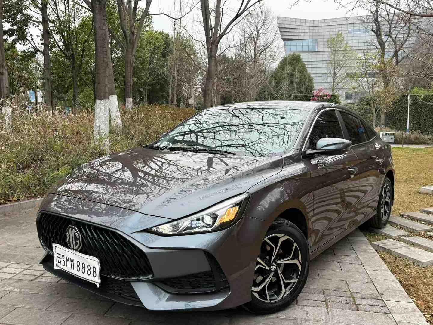 MG 5 2024 car image #2