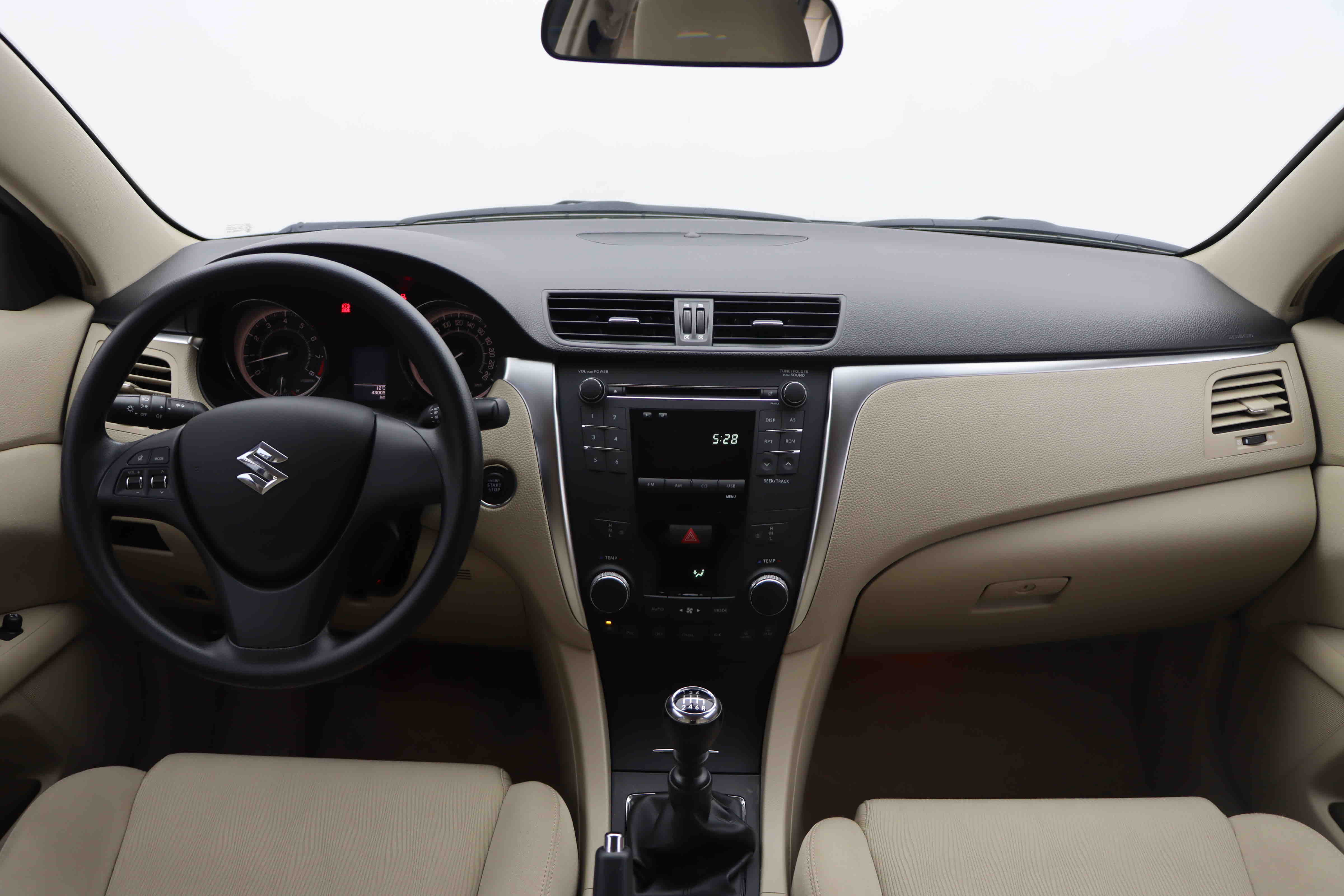 Suzuki 2013 car image #15