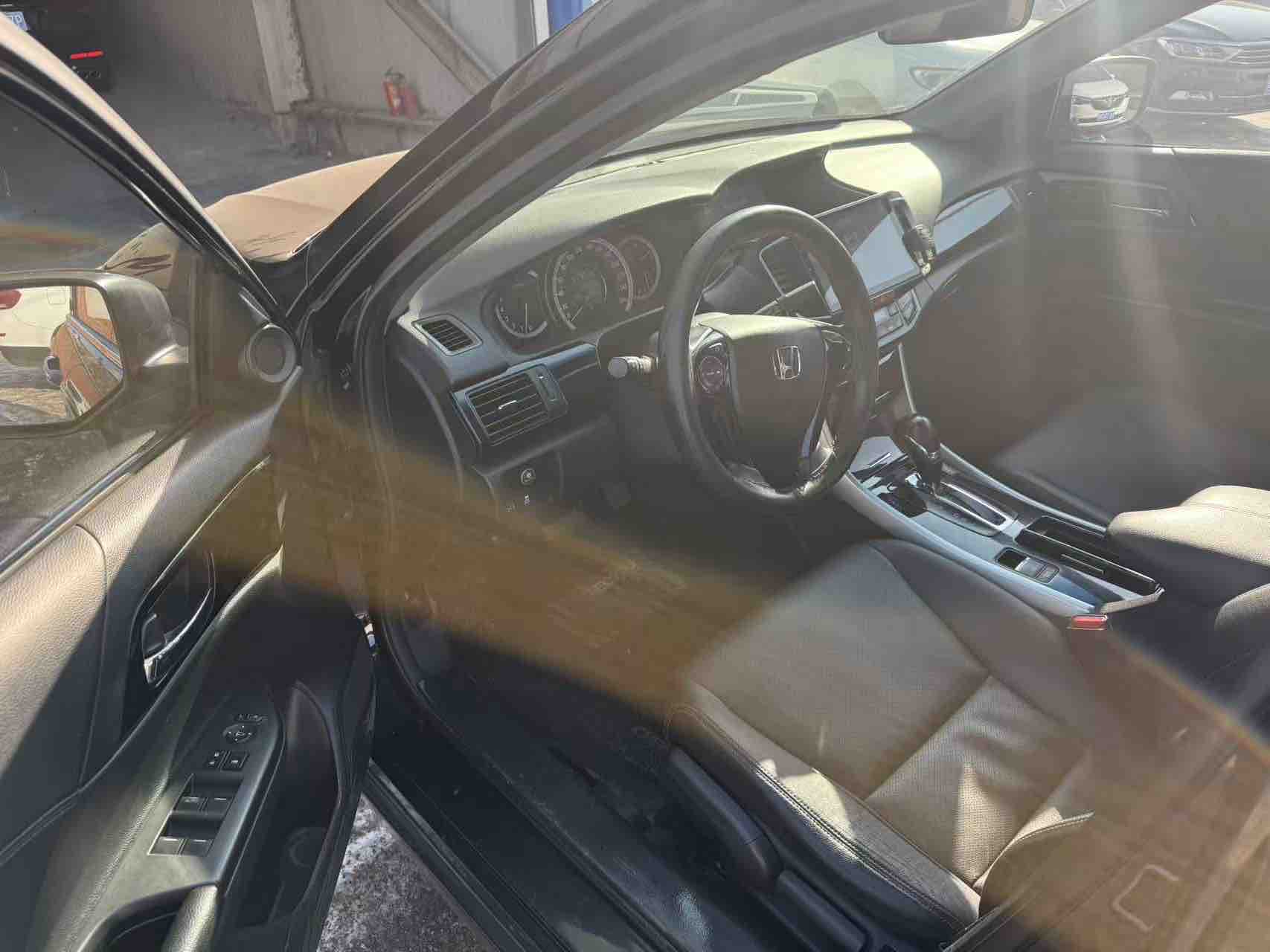 Honda Accord 2016 immagine di auto #2